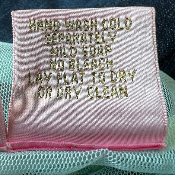 parfait FLORAL PRINT SHEER BACK CARDIGAN WITH W.D.N.Y. SILK SHELL - Picture 10 of 14